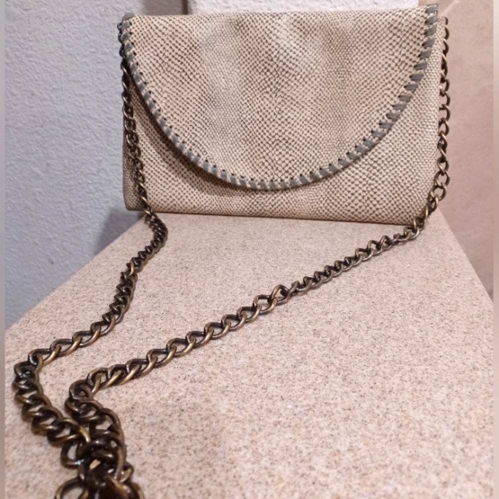 Sarah Stewart Leather Clutch/Handbag